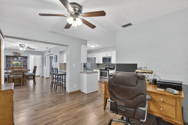 7005 NW 95th Terrace, Tamarac, FL 33321