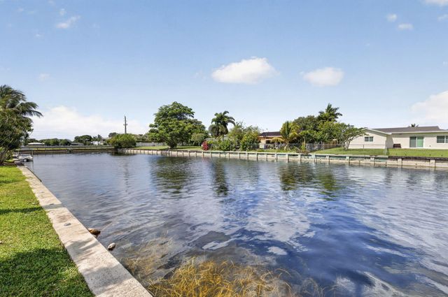 7005 NW 95th Terrace, Tamarac, FL 33321