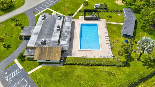 7005 NW 95th Terrace, Tamarac, FL 33321