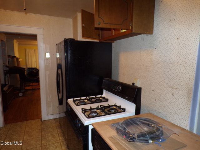 17 Liberty Place, Hudson Falls, NY 12839