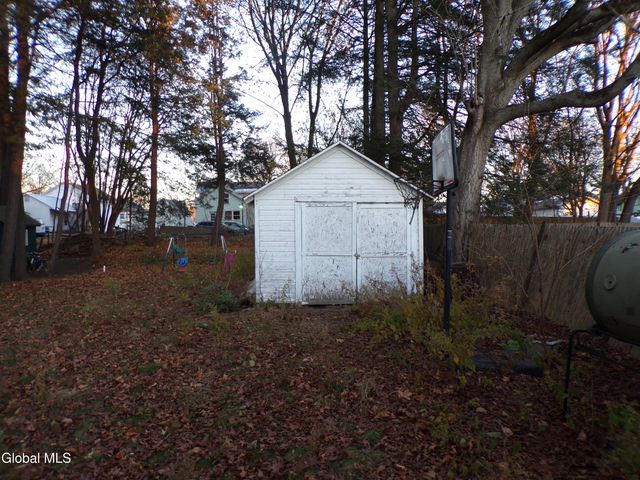 17 Liberty Place, Hudson Falls, NY 12839