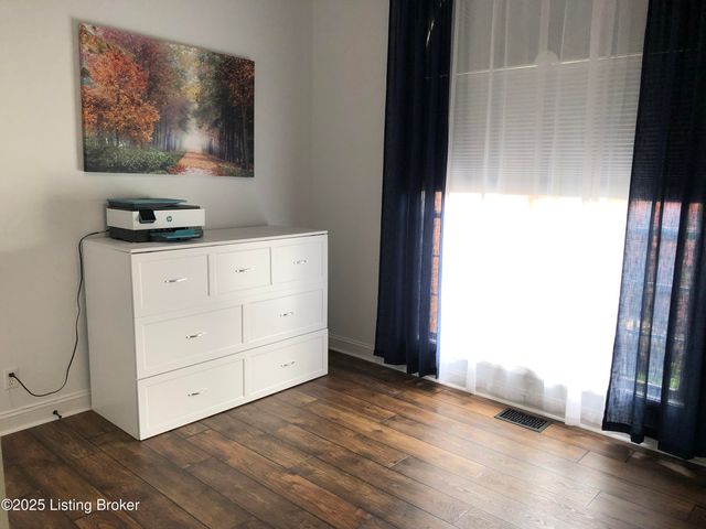 149 Wood Gate Dr, Mt Washington, KY 40047