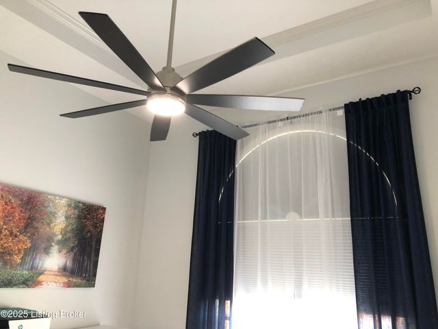 149 Wood Gate Dr, Mt Washington, KY 40047