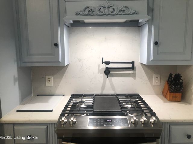 149 Wood Gate Dr, Mt Washington, KY 40047