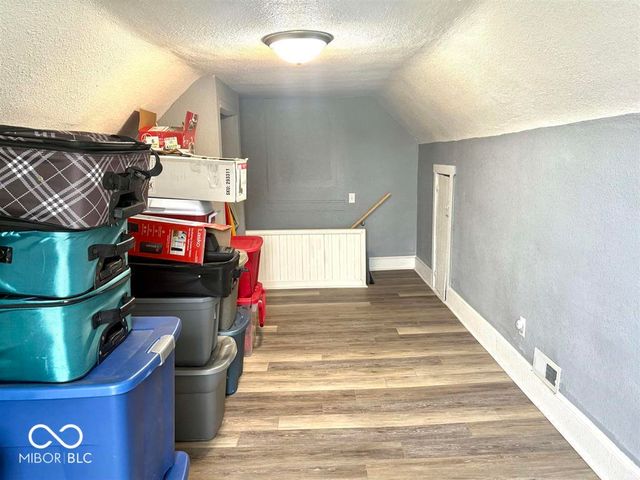 210 W Jay Street, Dunkirk, IN 47336