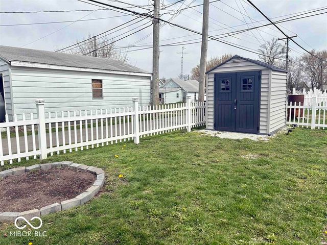 210 W Jay Street, Dunkirk, IN 47336