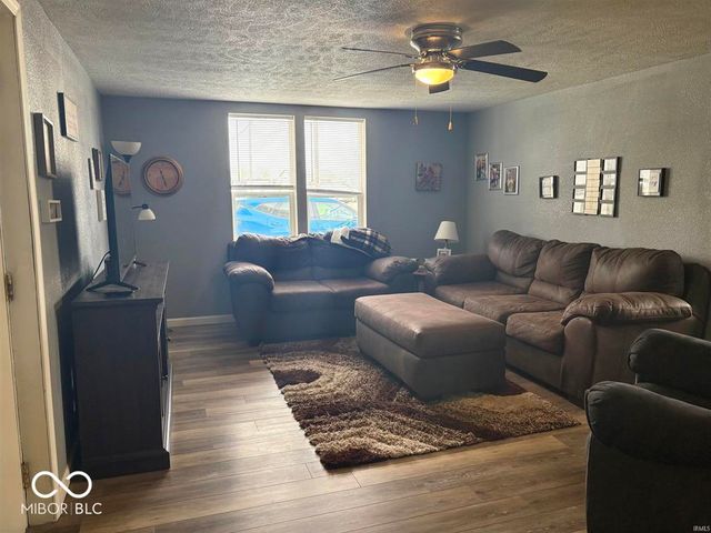 210 W Jay Street, Dunkirk, IN 47336