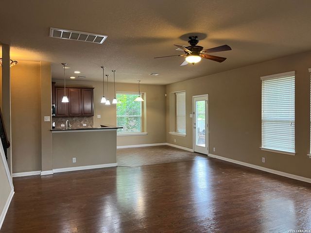 212 OAK CREEK WAY, New Braunfels, TX 78130