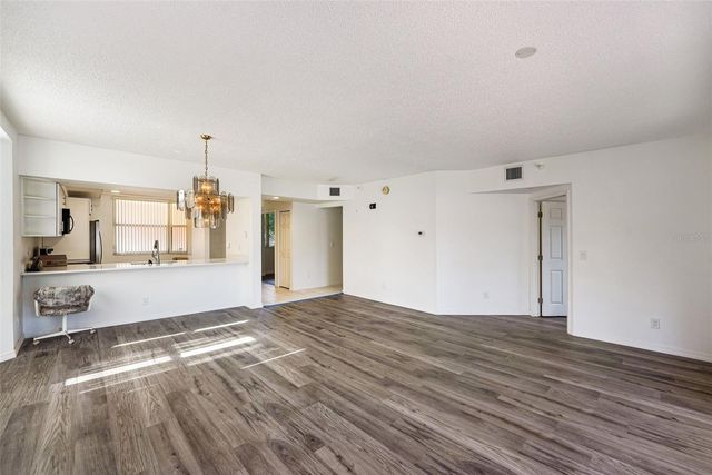 6205 SHORELINE DRIVE 1106, St Petersburg, FL 33708