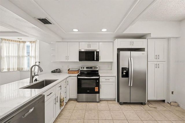 6205 SHORELINE DRIVE 1106, St Petersburg, FL 33708