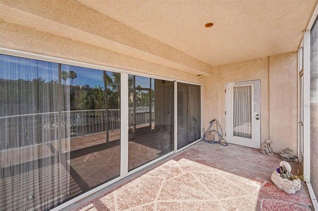 6205 SHORELINE DRIVE 1106, St Petersburg, FL 33708