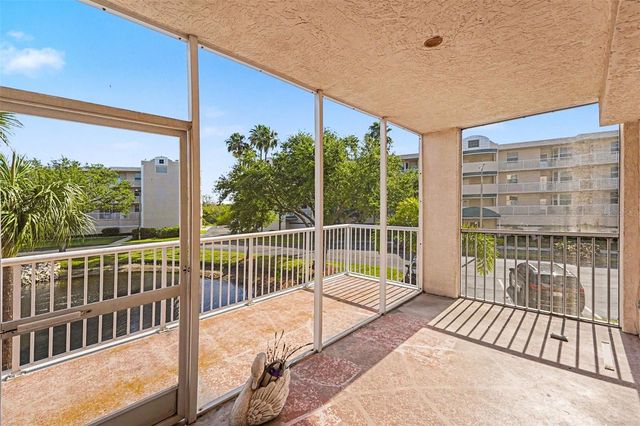 6205 SHORELINE DRIVE 1106, St Petersburg, FL 33708