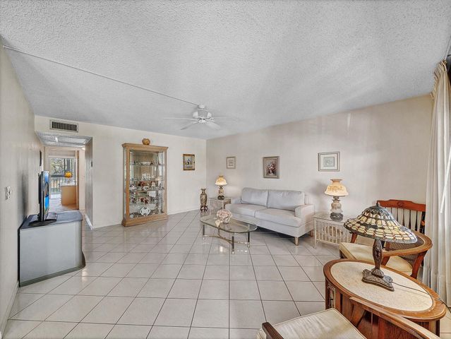 3002 Ventnor G, Deerfield Beach, FL 33442