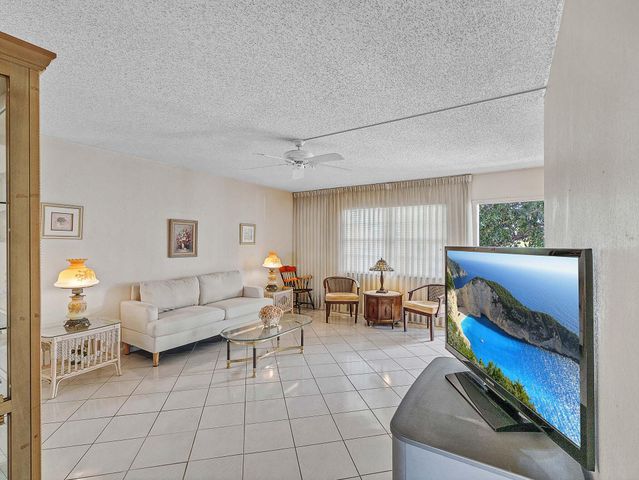 3002 Ventnor G, Deerfield Beach, FL 33442