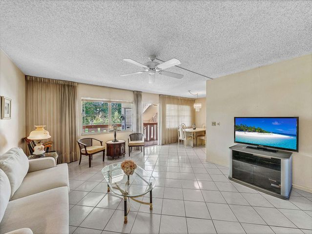 3002 Ventnor G, Deerfield Beach, FL 33442