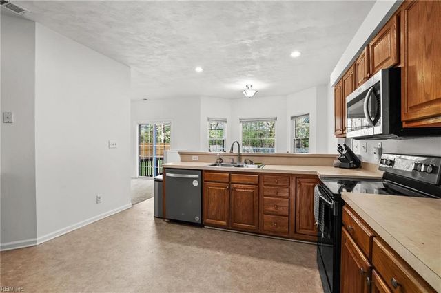 434 Chandler DR, Chesapeake, VA 23322