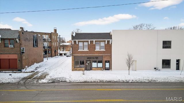 4135 S Grand, St Louis, MO 63118