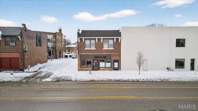 4135 S Grand, St Louis, MO 63118