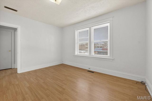 4135 S Grand, St Louis, MO 63118