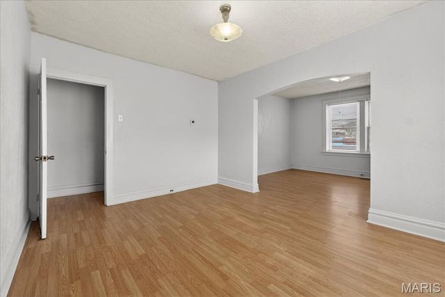 4135 S Grand, St Louis, MO 63118
