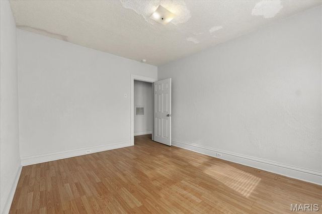 4135 S Grand, St Louis, MO 63118