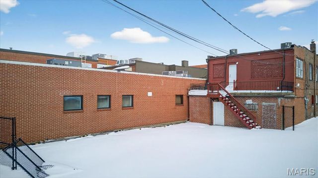 4135 S Grand, St Louis, MO 63118