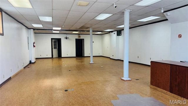 4135 S Grand, St Louis, MO 63118