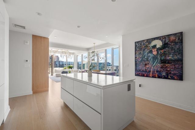 133 Seaport Blvd 2202, Boston, MA 02210