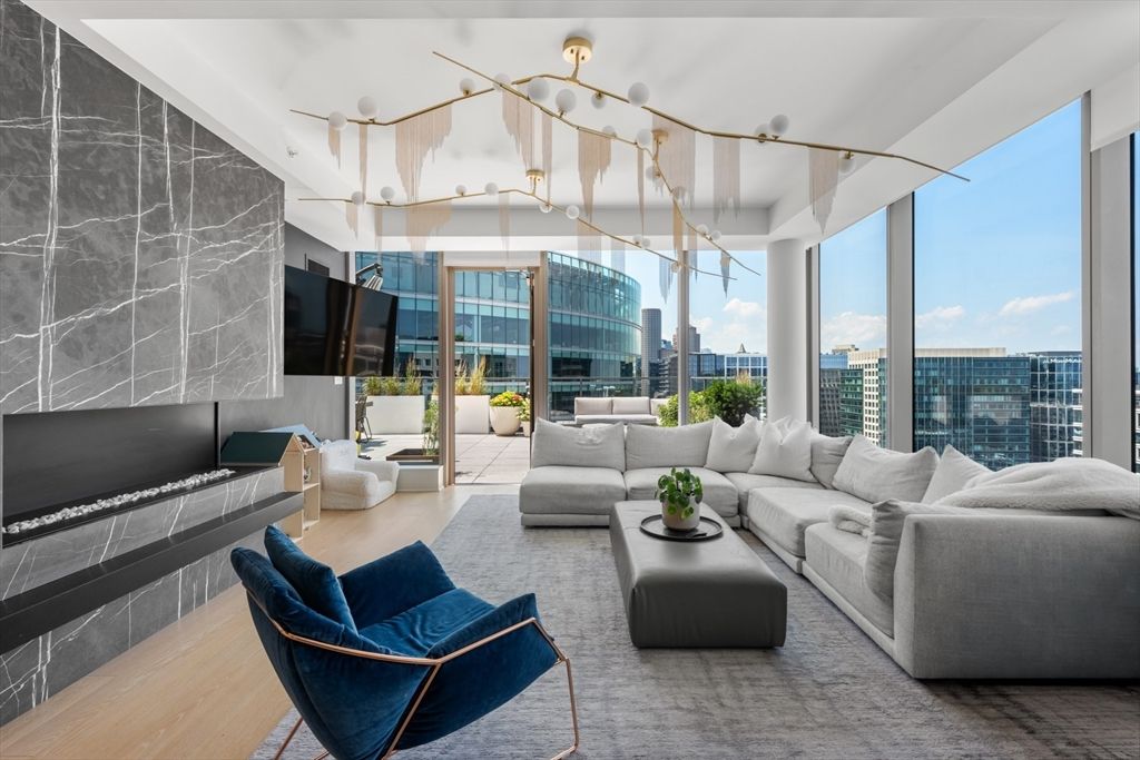 133 Seaport Blvd 2202, Boston, MA 02210