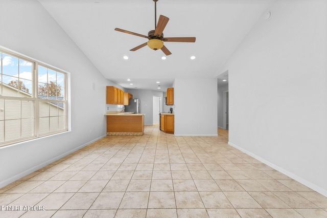 5224 Avery Woods Lane, Knoxville, TN 37921