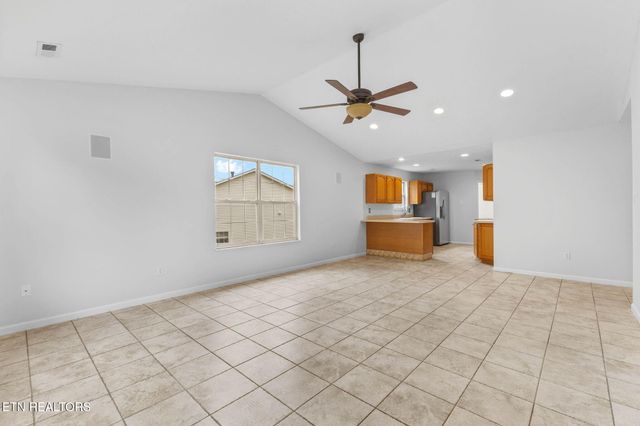 5224 Avery Woods Lane, Knoxville, TN 37921