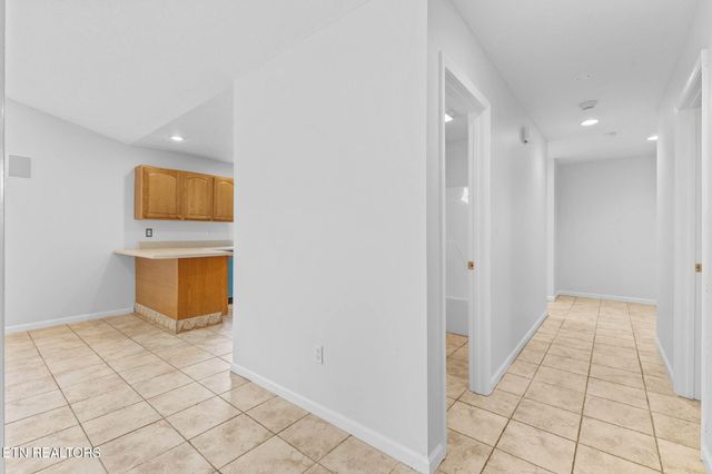 5224 Avery Woods Lane, Knoxville, TN 37921