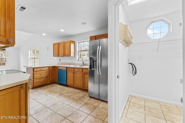 5224 Avery Woods Lane, Knoxville, TN 37921