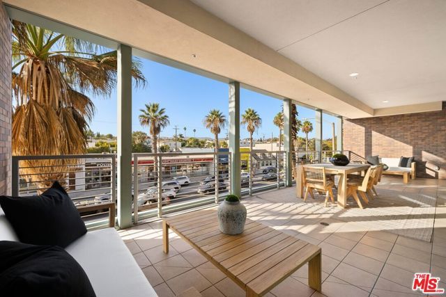 2300 Wilshire Blvd 202, Santa Monica, CA 90403