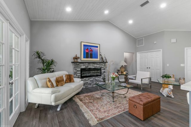 12635 Timber Ridge Circle, Wellington, FL 33414