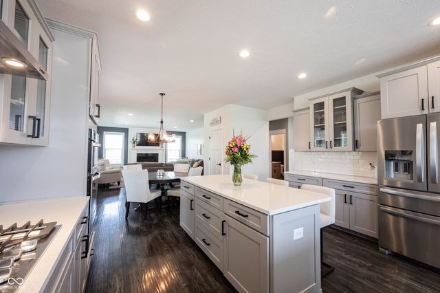 16760 Oxbow Drive, Westfield, IN 46074