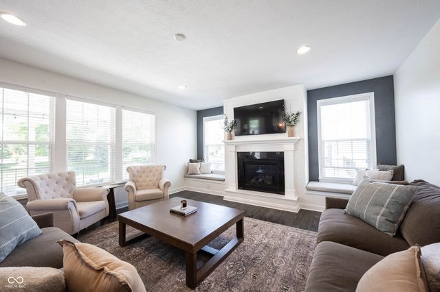 16760 Oxbow Drive, Westfield, IN 46074