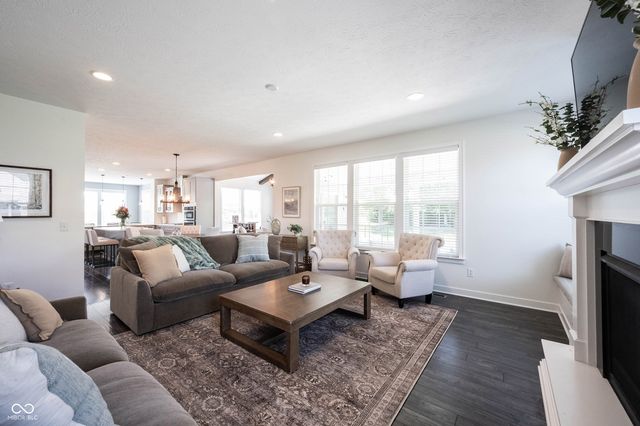 16760 Oxbow Drive, Westfield, IN 46074
