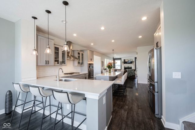 16760 Oxbow Drive, Westfield, IN 46074