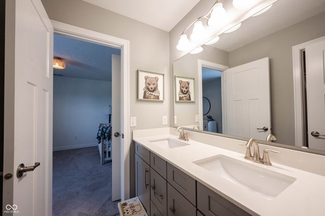 16760 Oxbow Drive, Westfield, IN 46074