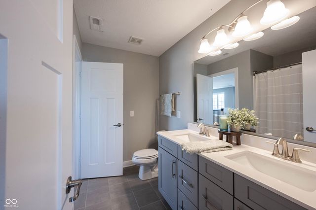 16760 Oxbow Drive, Westfield, IN 46074