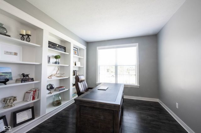 16760 Oxbow Drive, Westfield, IN 46074