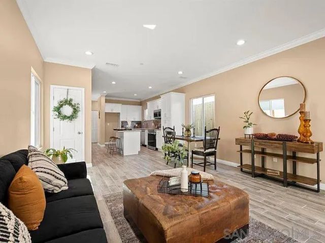 909 Concepcion Ave, Spring Valley, CA 91977