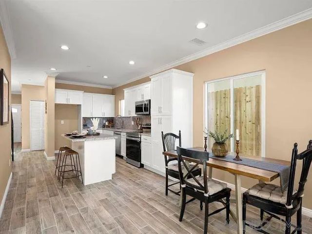 909 Concepcion Ave, Spring Valley, CA 91977