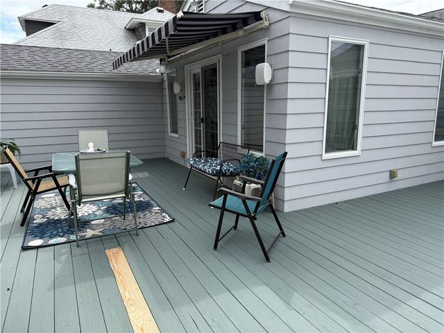 88 TERRACE Ave Avenue E, East Providence, RI 02915