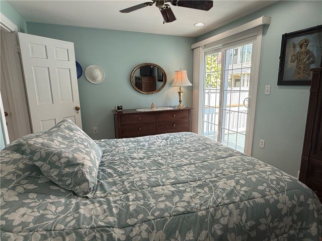 88 TERRACE Ave Avenue E, East Providence, RI 02915