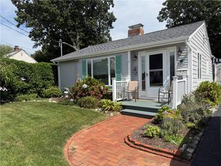 88 TERRACE Ave Avenue E, East Providence, RI 02915