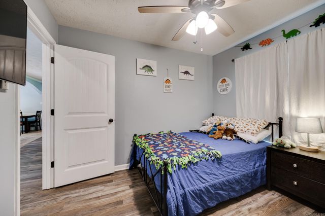 14 Shoemaker Circle, Conway, AR 72032