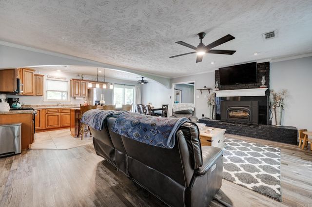 14 Shoemaker Circle, Conway, AR 72032