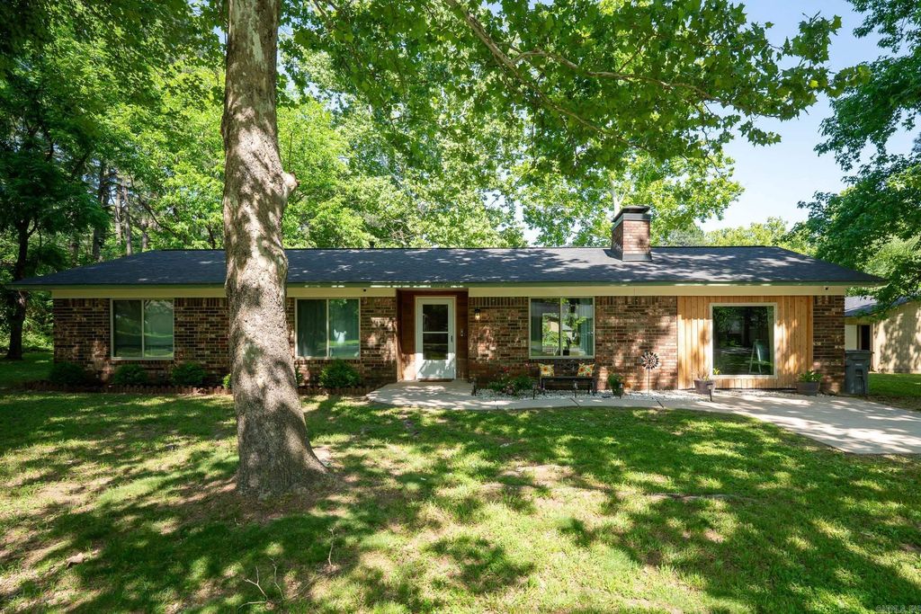 14 Shoemaker Circle, Conway, AR 72032